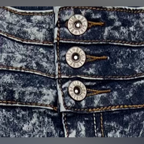 NWOT Be-Girl Acid Light Wash Skinny Jeans w/ Triple Buttom Closure size 22 - Picture 3 of 5